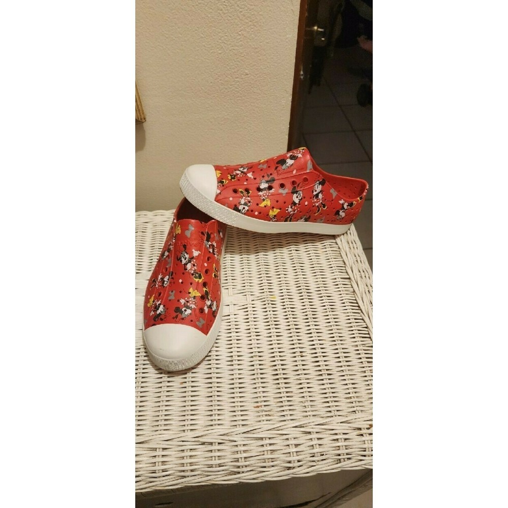 New Native Minnie mouse women Disney world size men's 10/ women 12